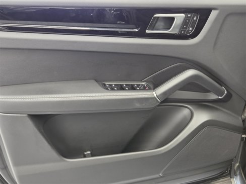 Certified 2023 Porsche Cayenne image 14