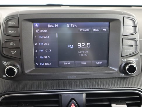 Used 2018 Hyundai Kona SE image 22