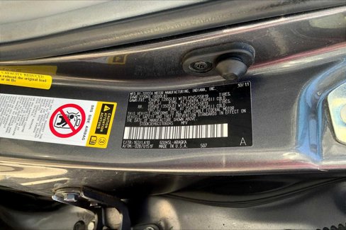 Used 2012 Toyota Highlander Limited image 33