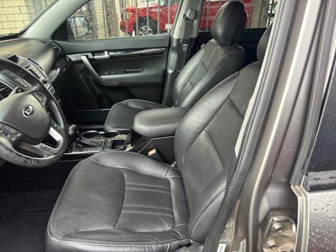 Used 2015 Kia Sorento LX image 8