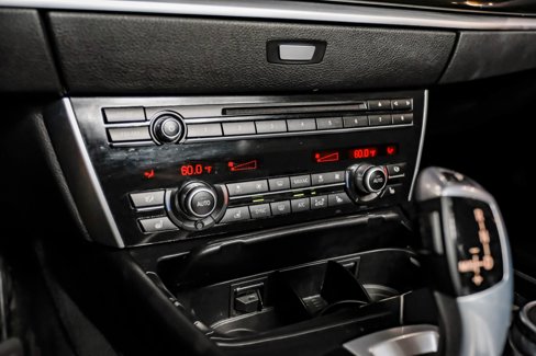 Used 2017 BMW 535i Gran Turismo xDrive image 31