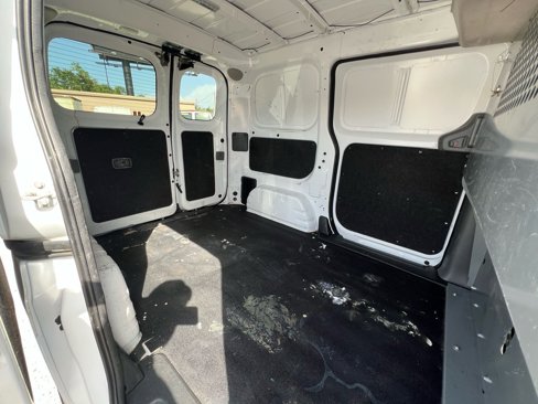 Used 2019 Nissan NV200 S image 13