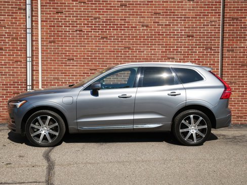 Used 2021 Volvo XC60 T8 Inscription Expression image 2