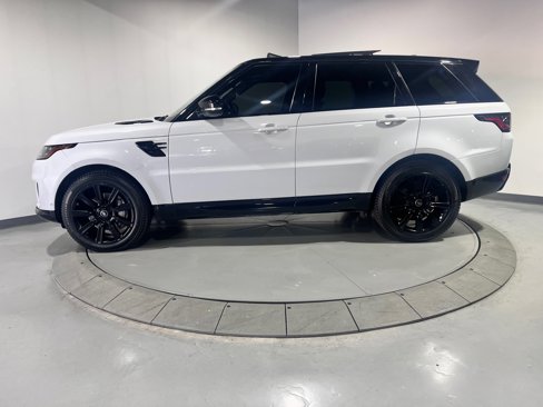 Used 2020 Land Rover Range Rover Sport HSE image 17