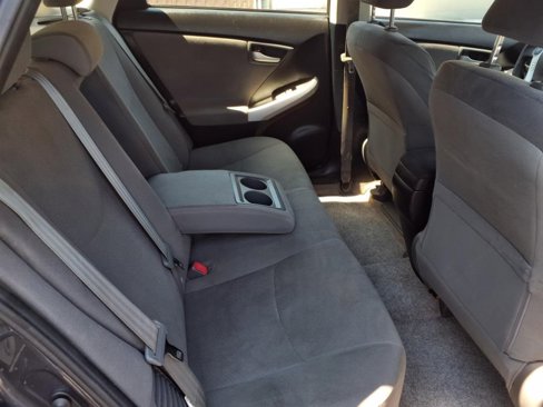 Used 2012 Toyota Prius Plug-In Hybrid image 21