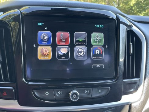 Used 2019 Chevrolet Traverse LT image 38