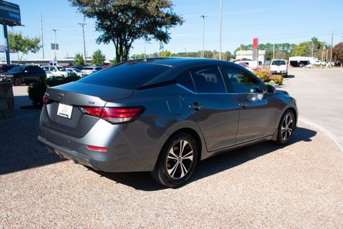 Used 2022 Nissan Sentra SV image 8