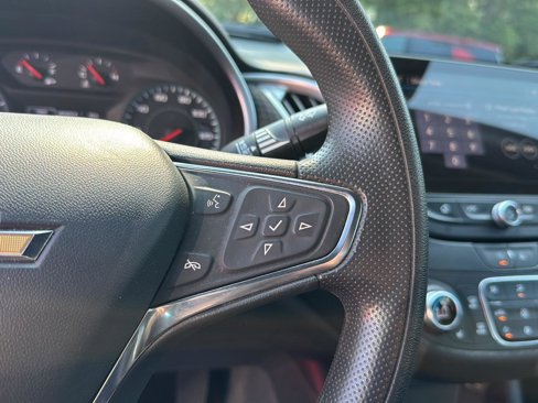 Used 2023 Chevrolet Malibu LT image 19