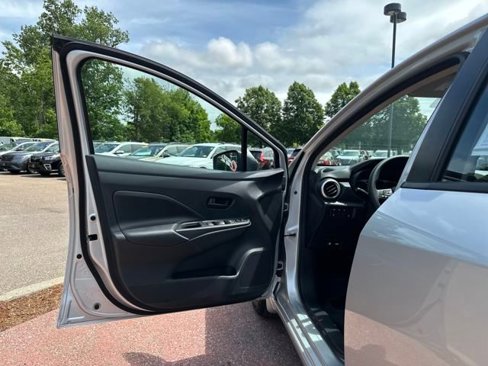 Used 2025 Nissan Versa S w/ Trunk Package image 11