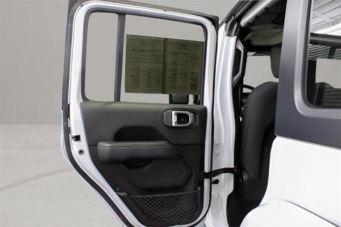 Used 2019 Jeep Wrangler Unlimited Sahara w/ Safety Group image 25