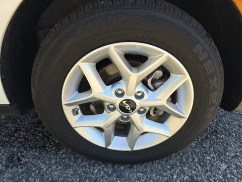 Used 2025 Kia Soul LX w/ LX Technology Package image 38