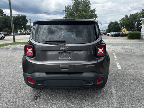 Used 2019 Jeep Renegade Sport w/ UConnect 7.0 Group image 5