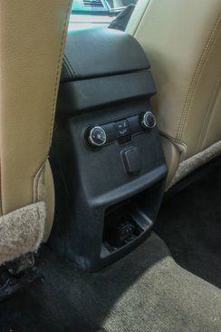 Used 2016 Ford Explorer XLT w/ Equipment Group 202A image 20