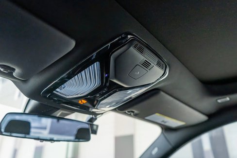 Used 2022 BMW 230i Coupe w/ Premium Package 2 image 19