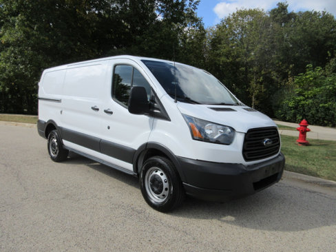 Used 2017 Ford Transit 250 130 Low Roof image 3