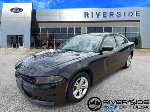 Used 2022 Dodge Charger SXT w/ Leather Interior Group image 1