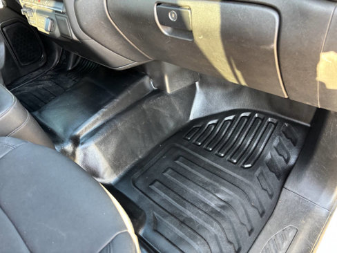 Used 2023 GMC Sierra 3500 Pro w/ Convenience Package image 15