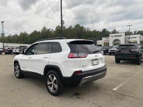 Used 2022 Jeep Cherokee Limited w/ Mopar Interior Package image 4