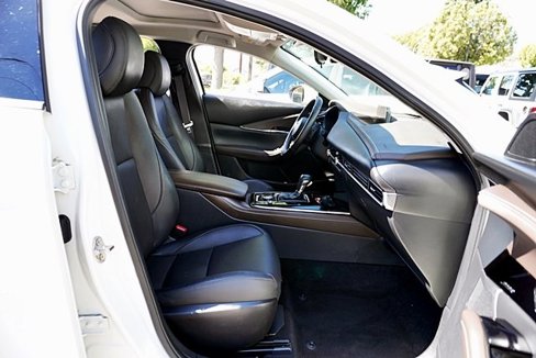 Used 2024 MAZDA CX-30 AWD 2.5 S w/ Premium Package image 11