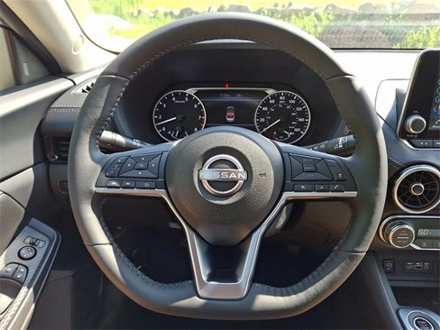 New 2025 Nissan Sentra SV w/ All-Weather Package image 9