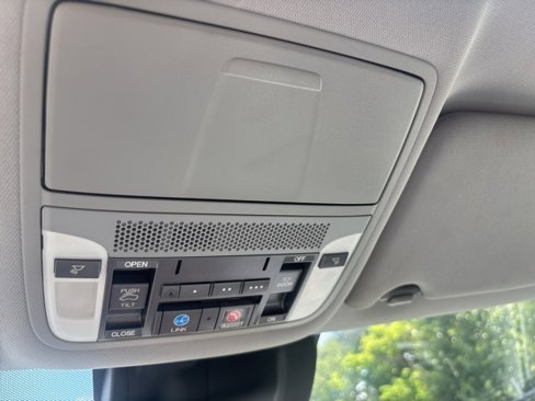 Used 2016 Acura MDX SH-AWD w/ Technology Package image 37