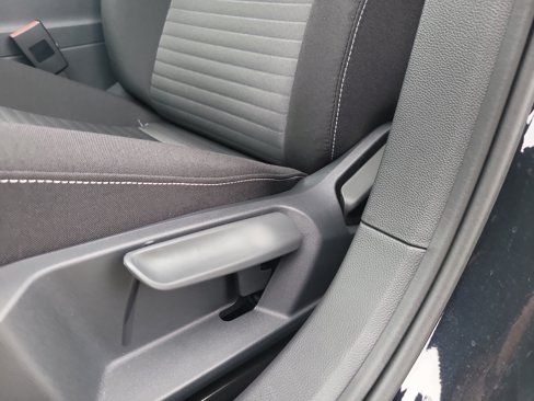 Used 2025 Volkswagen Jetta S image 18