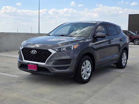 Used 2020 Hyundai Tucson SE image 2