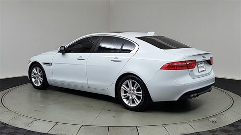 Used 2017 Jaguar XE Premium image 5