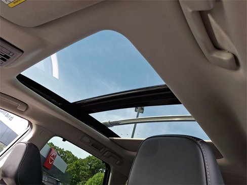 Used 2022 Nissan Pathfinder SL w/ SL Premium Package image 15
