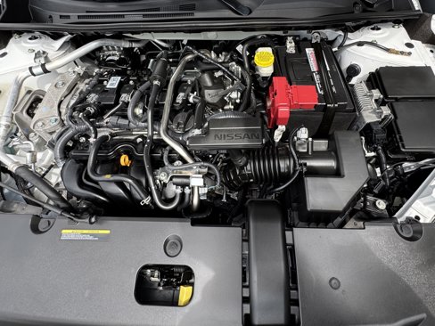 Used 2024 Nissan Sentra SR w/ SR Premium Package image 11
