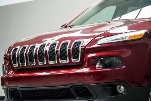 Used 2016 Jeep Cherokee Latitude w/ Comfort/Convenience Group image 2