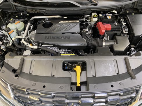 Used 2023 Nissan Rogue SV image 10
