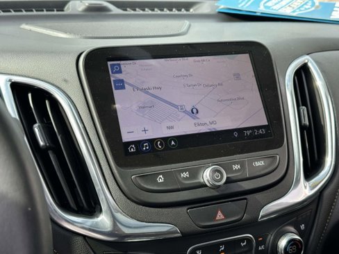 Used 2020 Chevrolet Equinox Premier image 20
