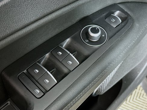 Used 2022 Alfa Romeo Stelvio Sprint image 18
