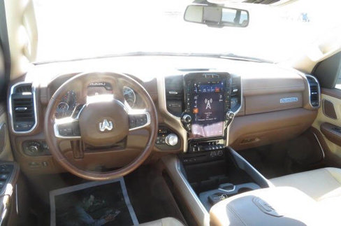 Used 2019 RAM 1500 Laramie image 12