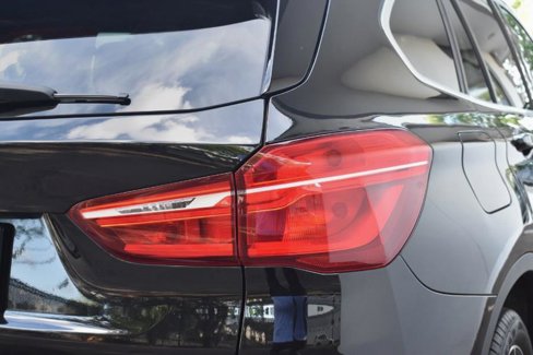 Used 2019 BMW X1 xDrive28i w/ Convenience Package image 11