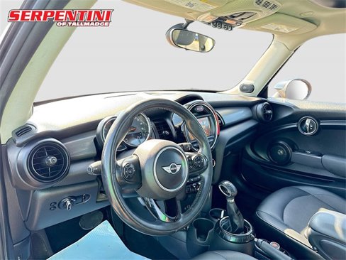 Used 2015 MINI Cooper 2-Door Hardtop image 11