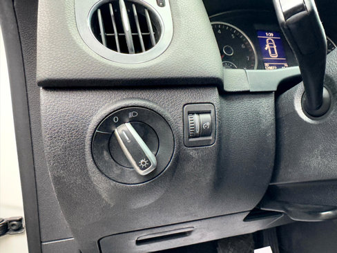 Used 2012 Volkswagen Tiguan S image 24