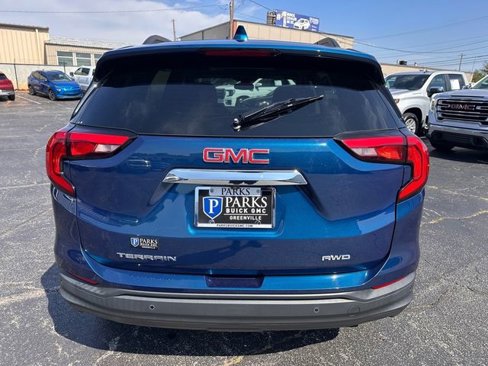 Used 2020 GMC Terrain SLE w/ Driver Convenience Package image 10