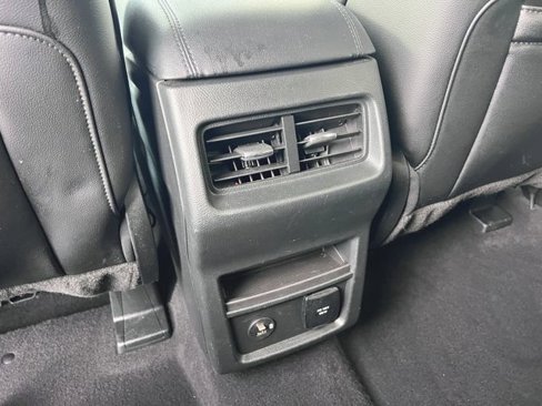Used 2021 Ford Edge SEL w/ Convenience Package image 40