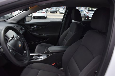 Used 2022 Chevrolet Malibu LT image 14