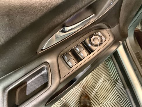 Used 2022 Chevrolet Equinox LT image 22