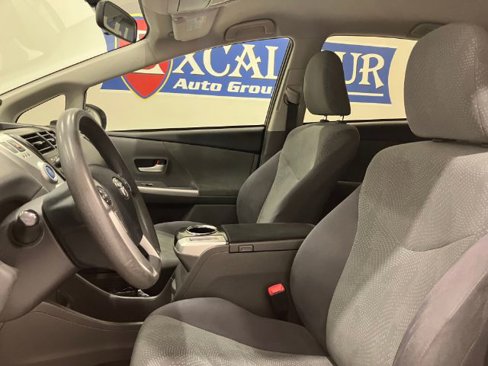 Used 2012 Toyota Prius V Five image 21