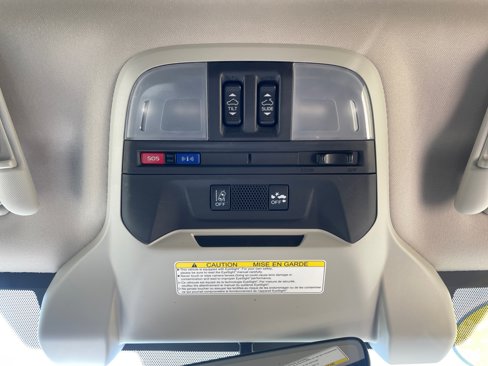 Used 2018 Subaru Crosstrek 2.0i Limited image 27