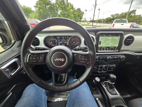 Used 2021 Jeep Wrangler Islander image 39