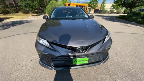 Used 2024 Toyota Camry XLE image 3