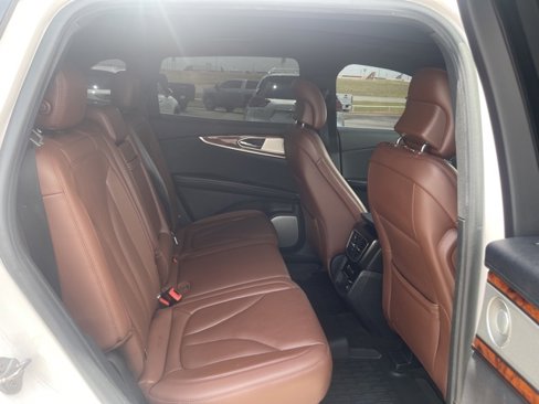 Used 2019 Lincoln Nautilus Reserve w/ Ultimate Package image 16