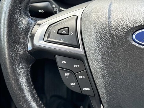 Used 2018 Ford Fusion SE w/ Equipment Group 602A image 25