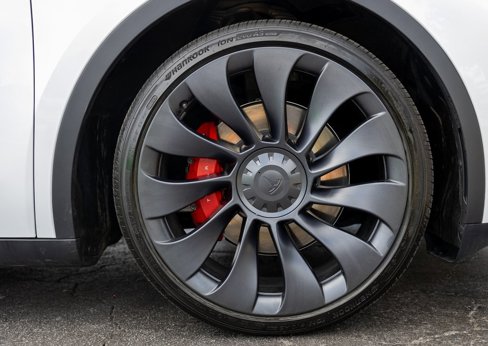 Used 2024 Tesla Model Y Performance image 27