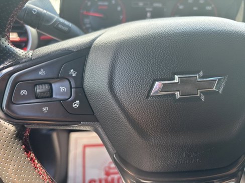Used 2024 Chevrolet Trax RS w/ Sunroof Package image 14